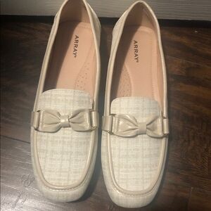 Array Beige Loafers with Bow Accent